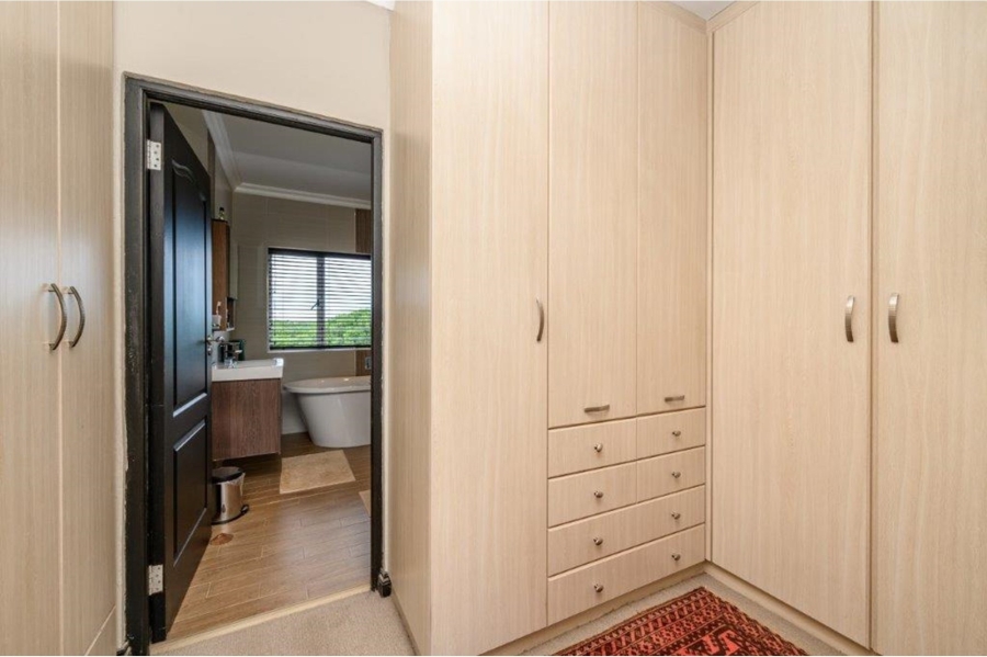 4 Bedroom Property for Sale in Lovemore Park Eastern Cape